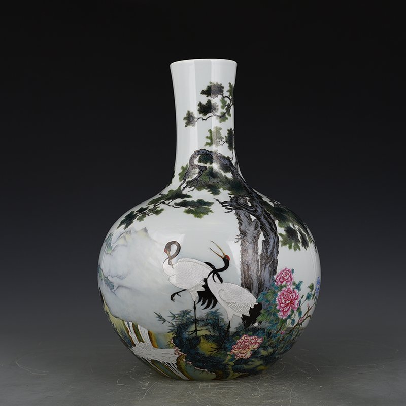 Qing Dynasty Yongzheng enamel pine and crane longevity celestial sphere vase