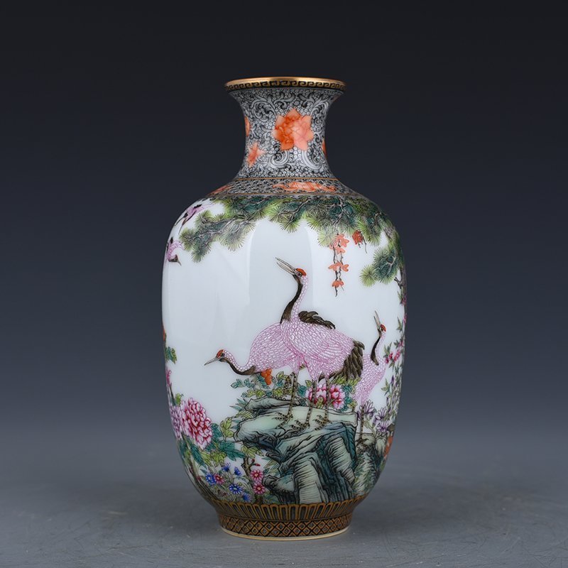 Qing Dynasty Yongzheng enamel color pine and crane longevity pattern vase