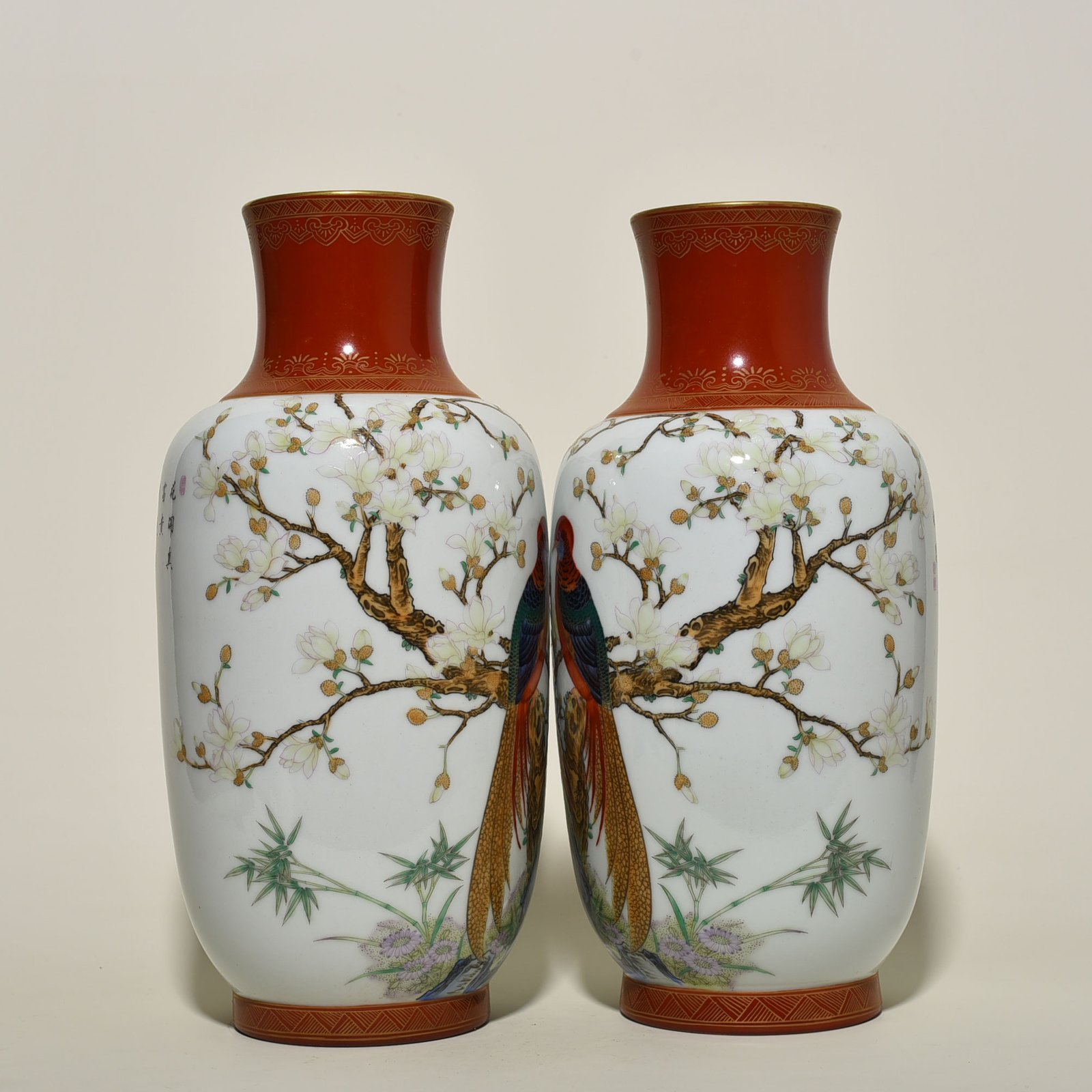 Qing Dynasty Yongzheng enamel flower and bird pattern vase