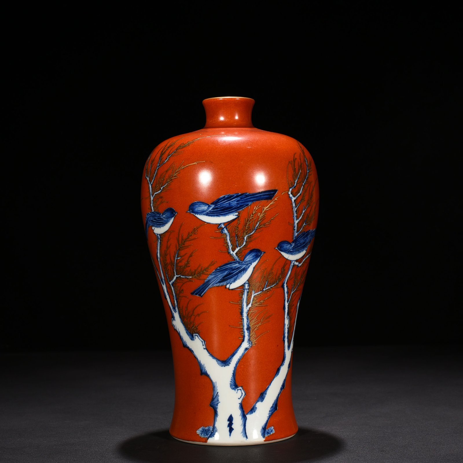 Qing Dynasty Yongzheng period gold and withered trees and birds perching plum vase