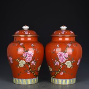 Qing Dynasty Yongzheng Aluminum Red Ground Butterfly and Peach Pattern General Jar