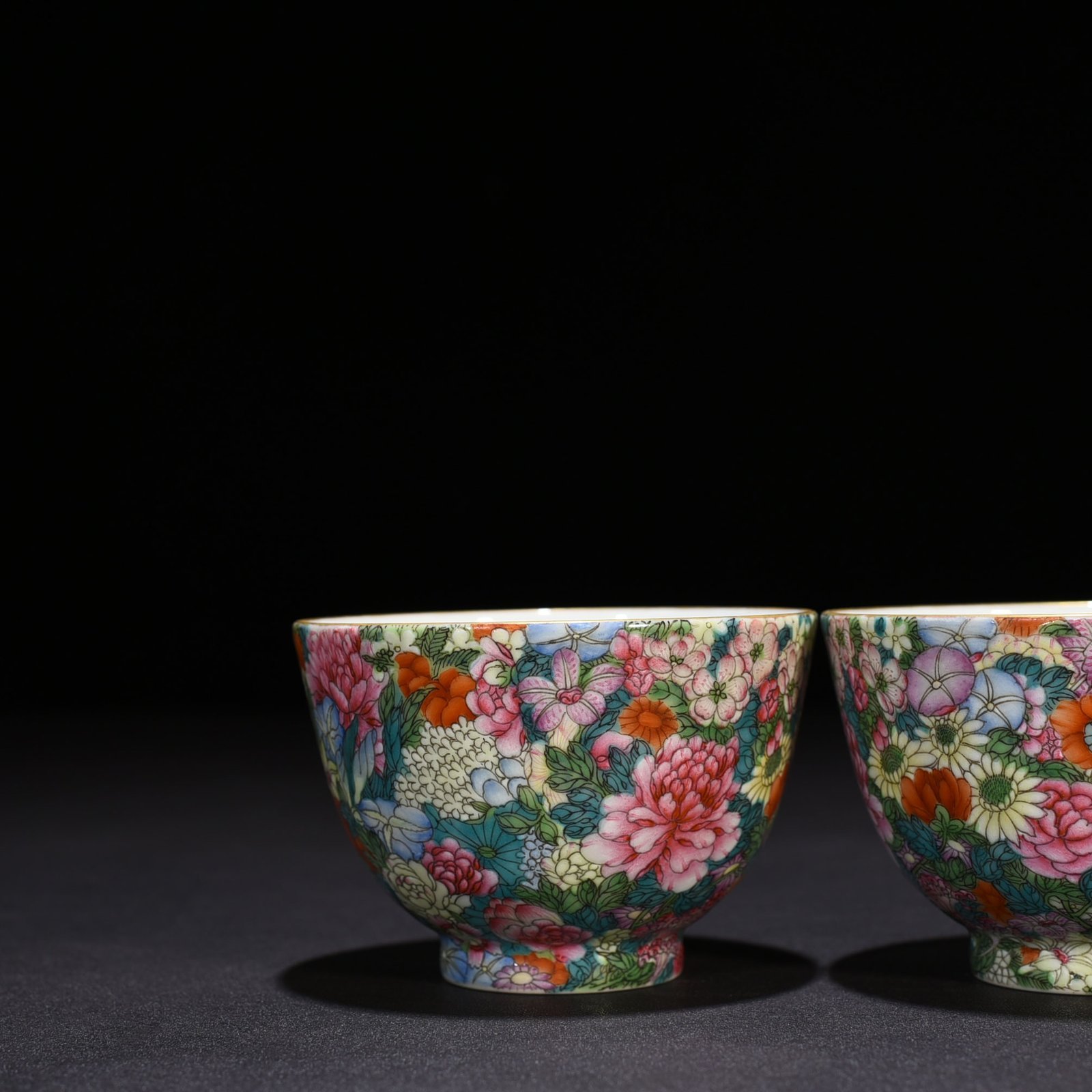 Qing Dynasty Yongzheng famille rose color cup