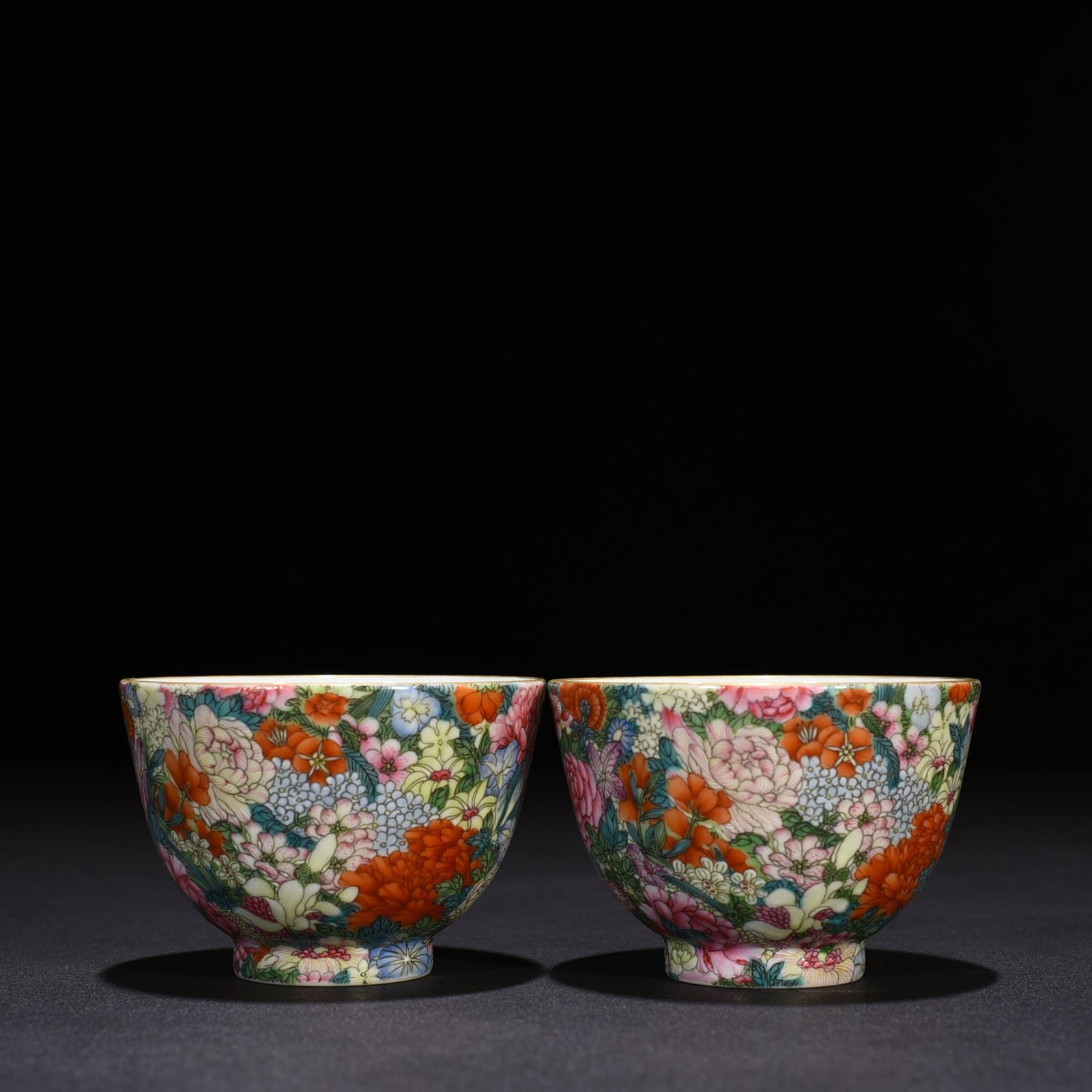 Qing Dynasty Yongzheng famille rose color cup