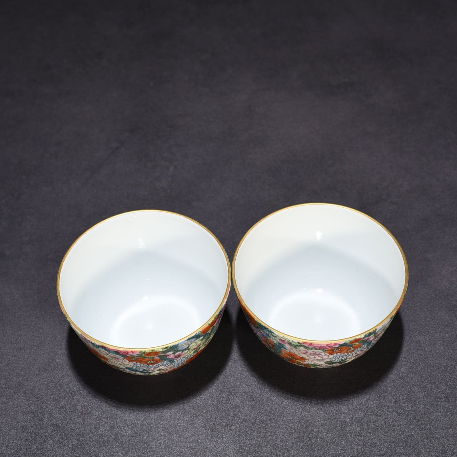 Qing Dynasty Yongzheng famille rose color cup