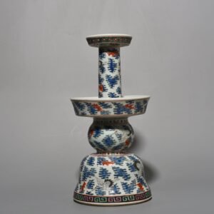 Qing Dynasty Yongzheng pastel cloud and crane pattern candlestick