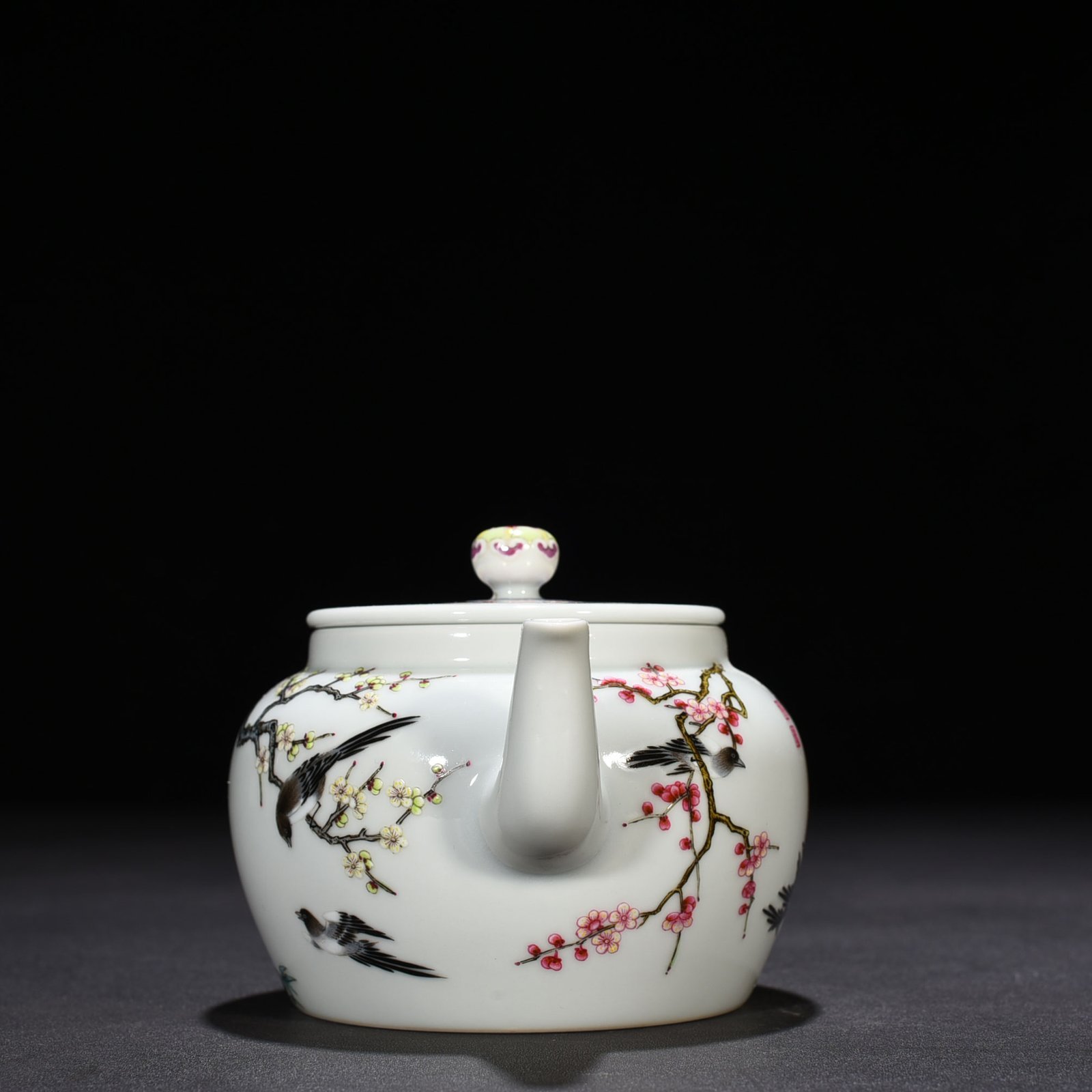 Qing Dynasty Yongzheng pastel teapot with twelve happy birds announcing spring