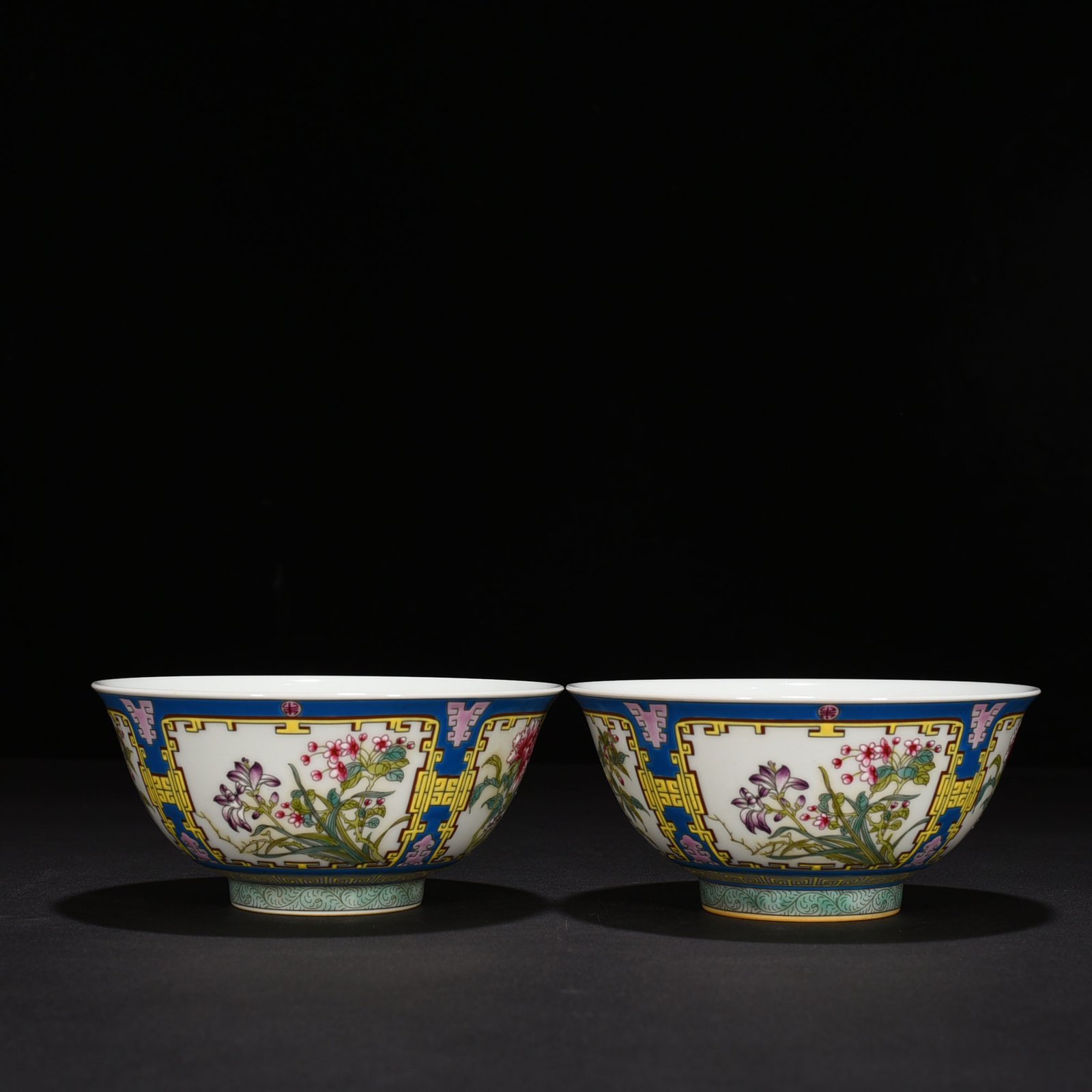 Qing Dynasty Yongzheng pastel four seasons flower pattern bowl