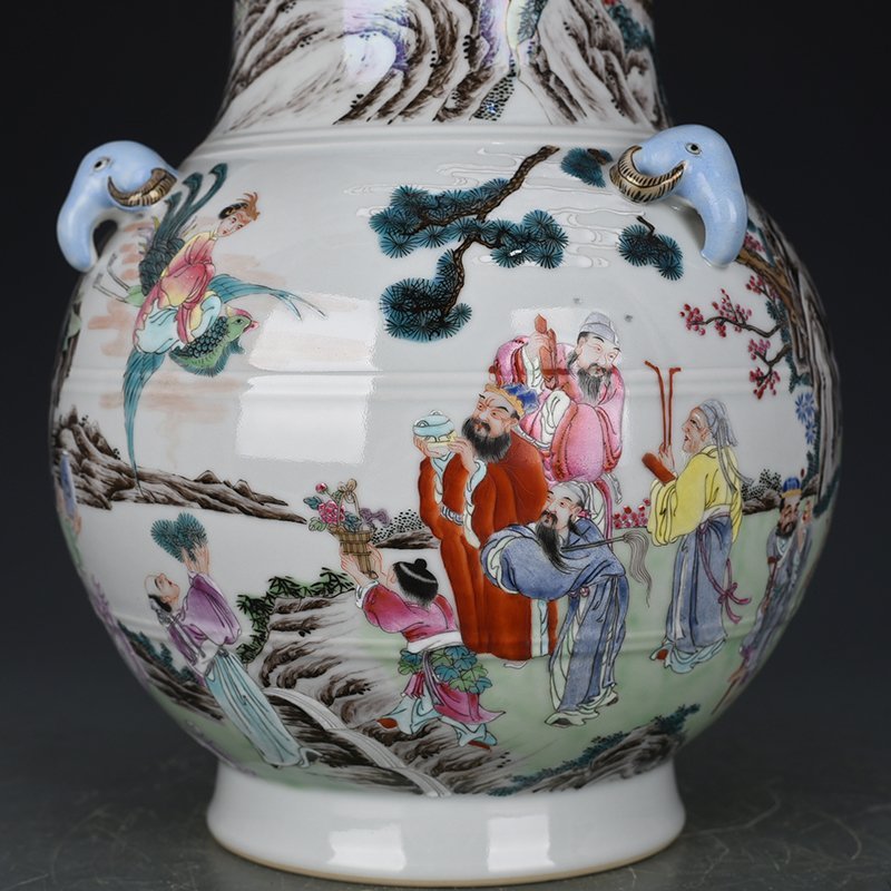 Qing Dynasty Yongzheng pastel Yaochi longevity figure vase