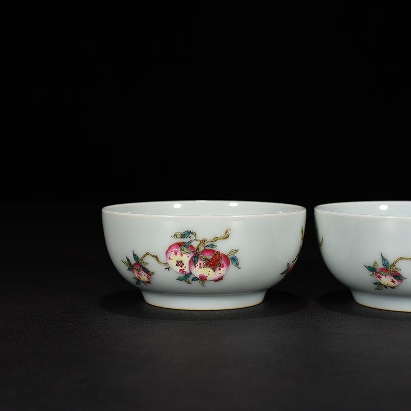 Qing Dynasty Yongzheng famille rose longevity and longevity cup