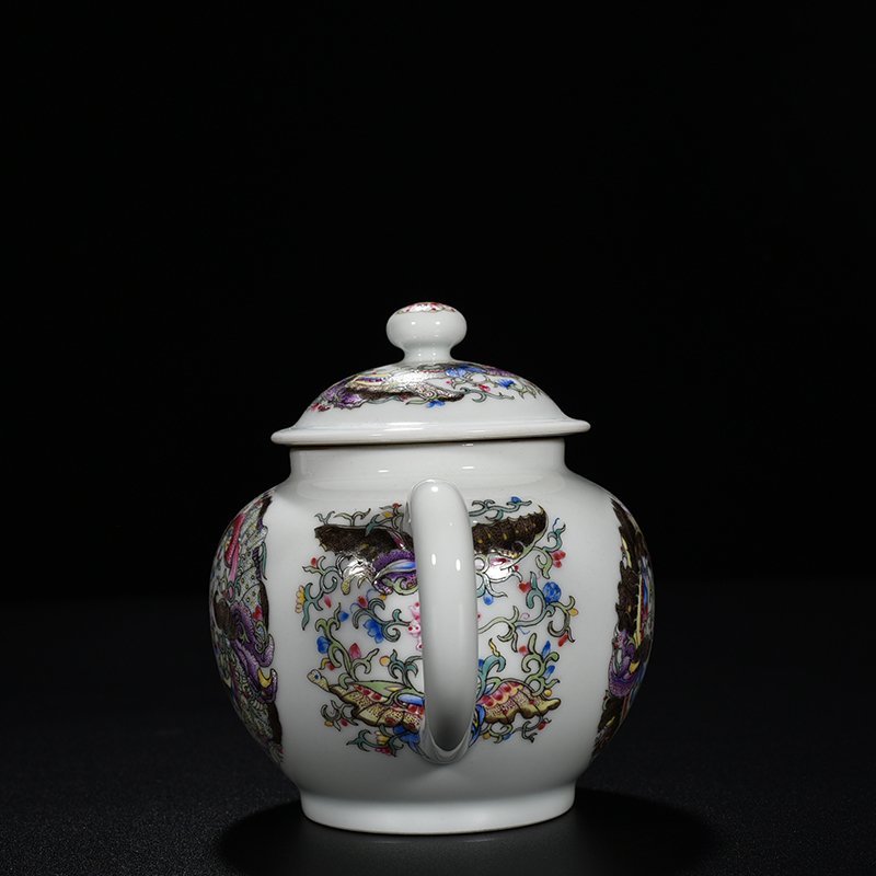 Qing Dynasty Yongzheng Pastel Butterfly Love Pattern Pot