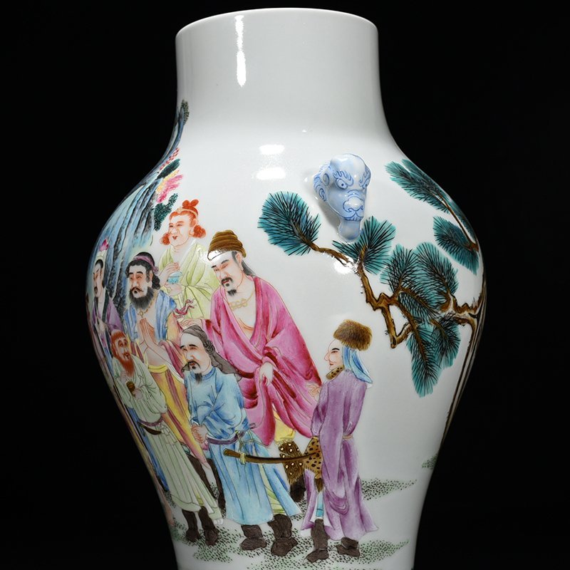 Qing Dynasty Yongzheng pastel preaching figure amphora