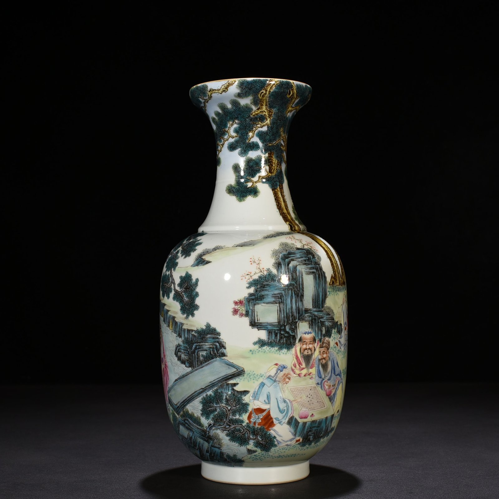 Qing Dynasty Yongzheng famille rose Xiangshan Nine Elders figure vase