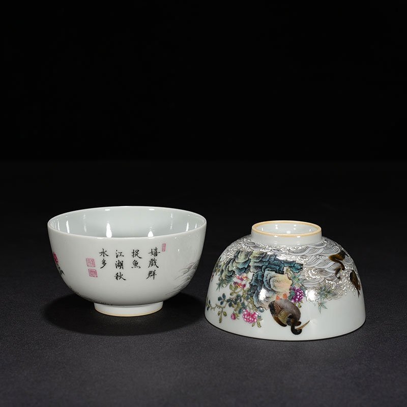 Qing Dynasty Yongzheng famille rose cormorant flower and bird pattern cup