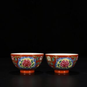 Qing Dynasty Yongzheng red ground enamel cup