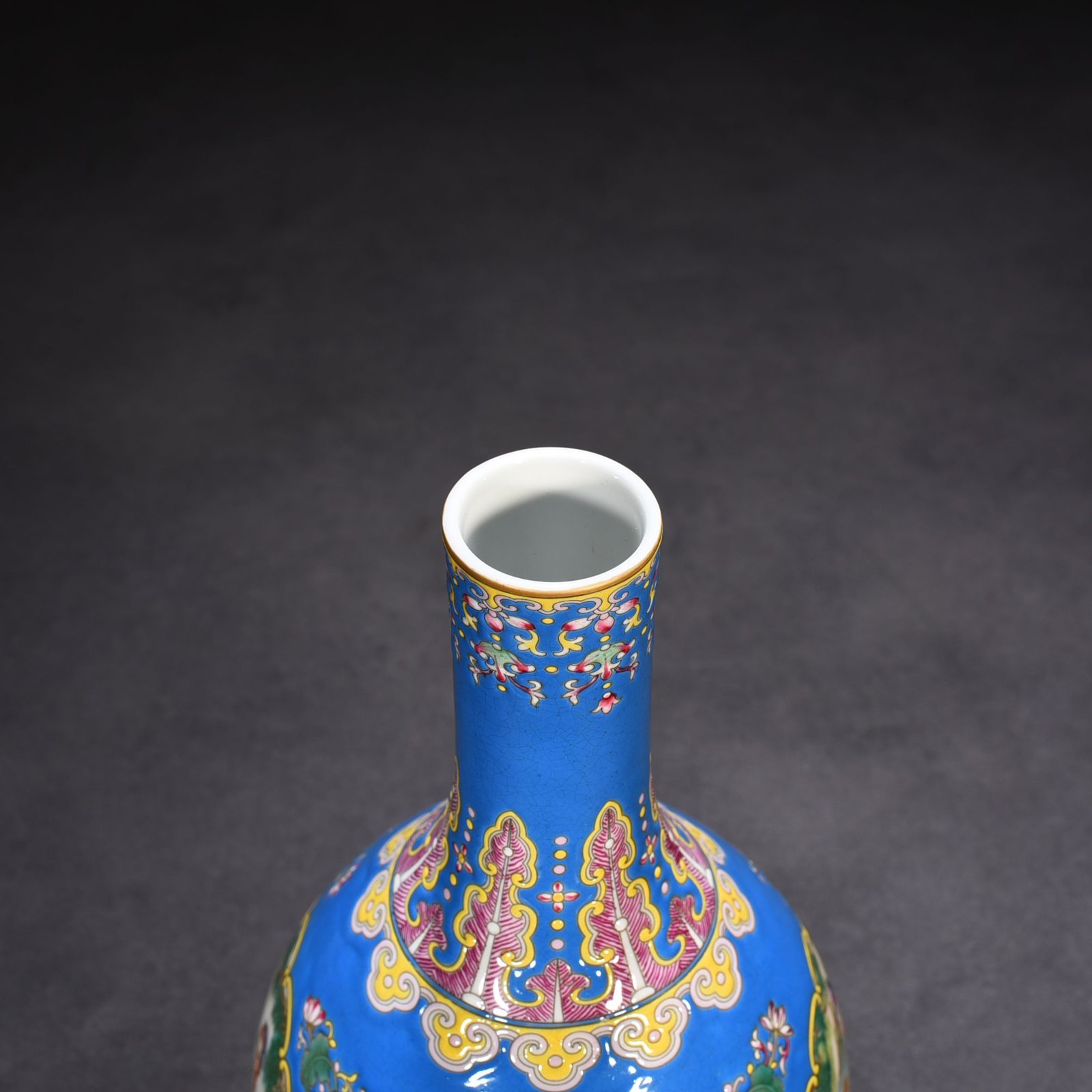 Qing Dynasty Yongzheng blue ground enamel window vase