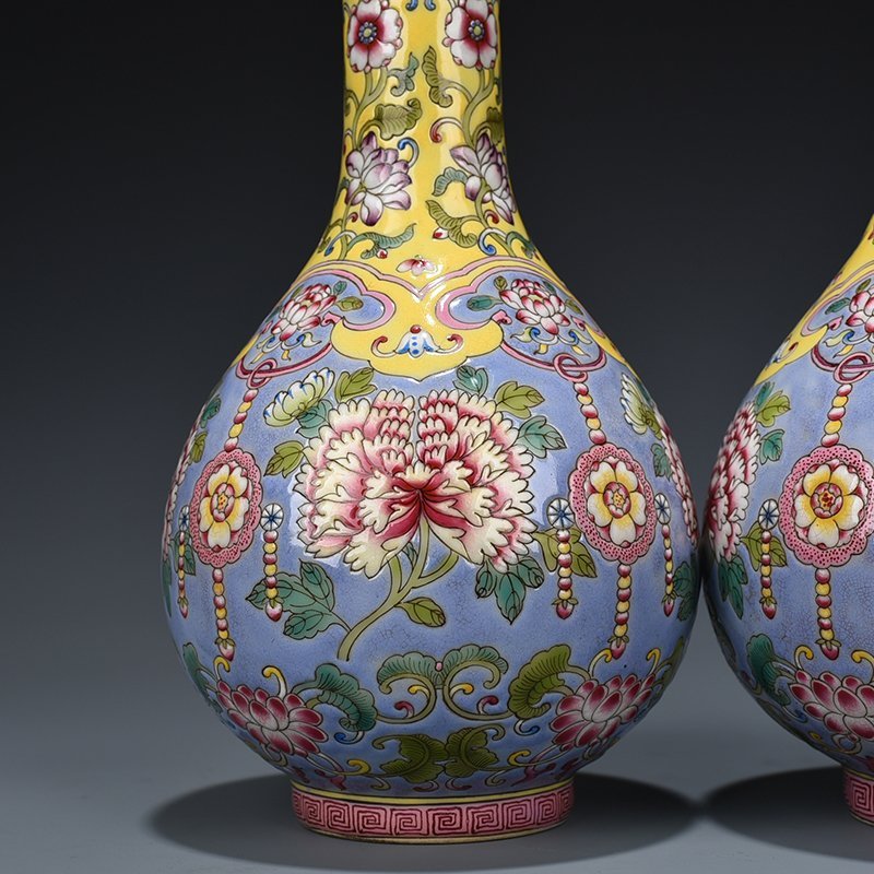 Qing Dynasty Yongzheng blue ground pastel floral pattern vase