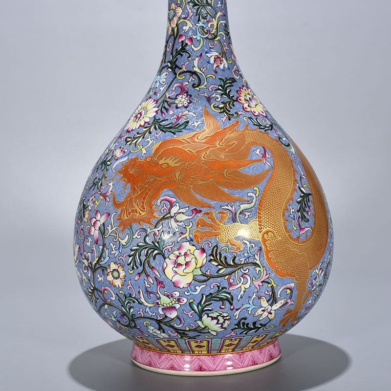 Qing Dynasty Yongzheng Blue Ground Rolled Aluminum Red Gold Dragon Pattern Gallbladder Vase
