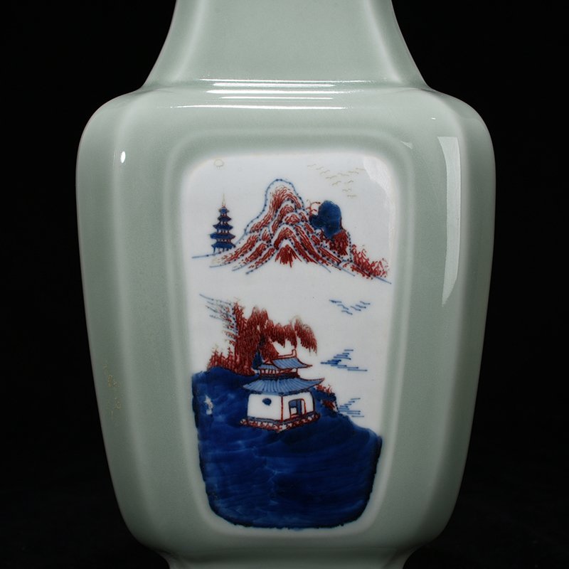 Qing Dynasty Yongzheng bean green glaze blue and white underglaze red landscape square vase
