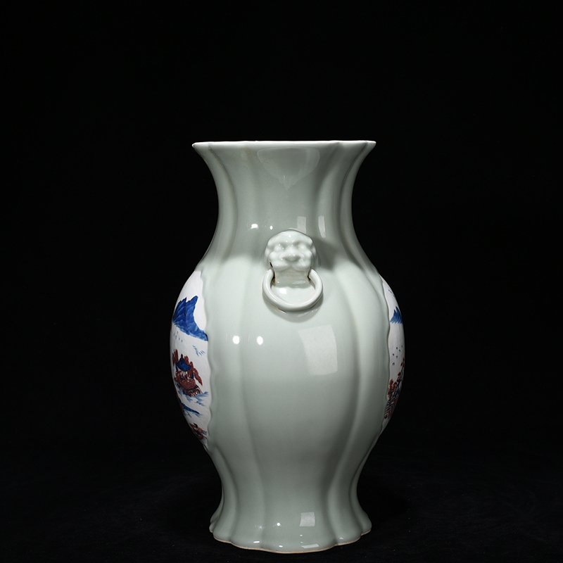 Qing Dynasty Yongzheng bean green glaze blue and white underglaze red mountain water bottle