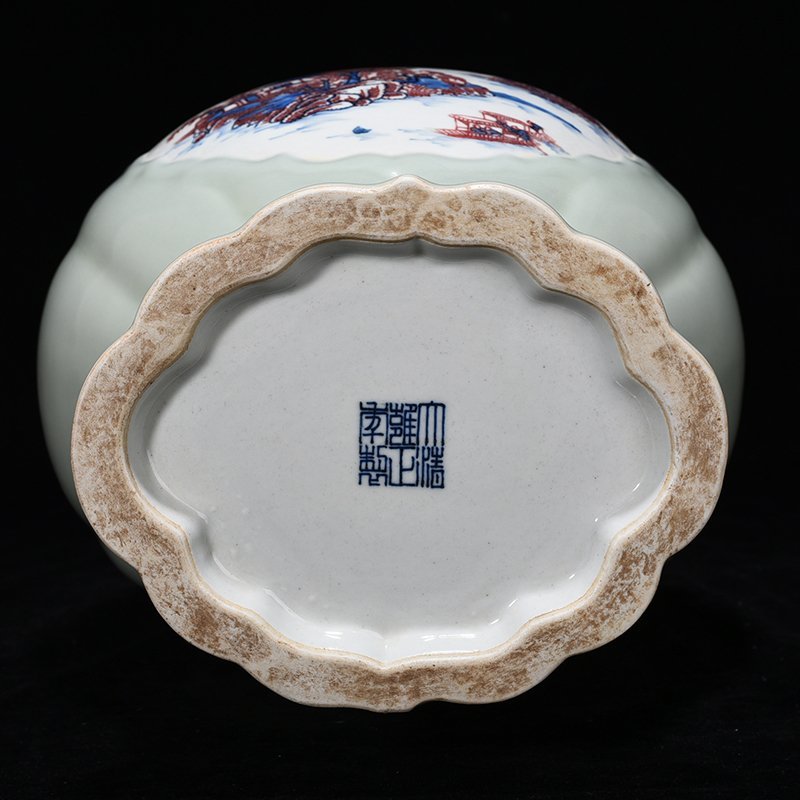 Qing Dynasty Yongzheng bean green glaze blue and white underglaze red mountain water bottle