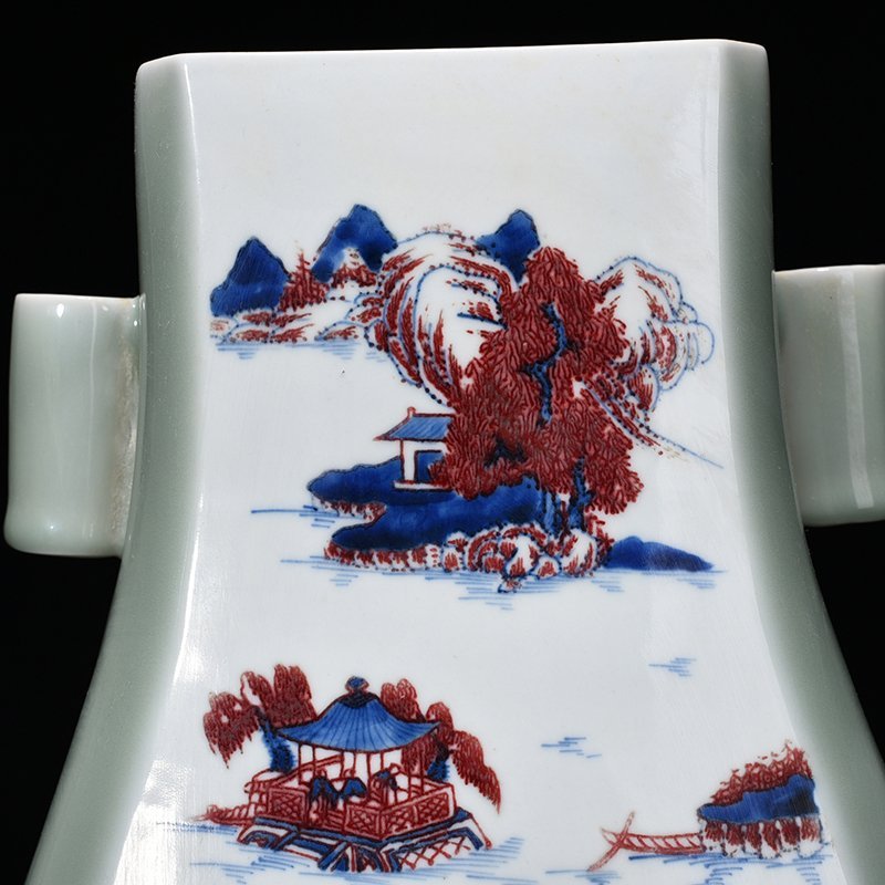 Qing Dynasty Yongzheng bean green glaze blue and white underglaze red landscape vase