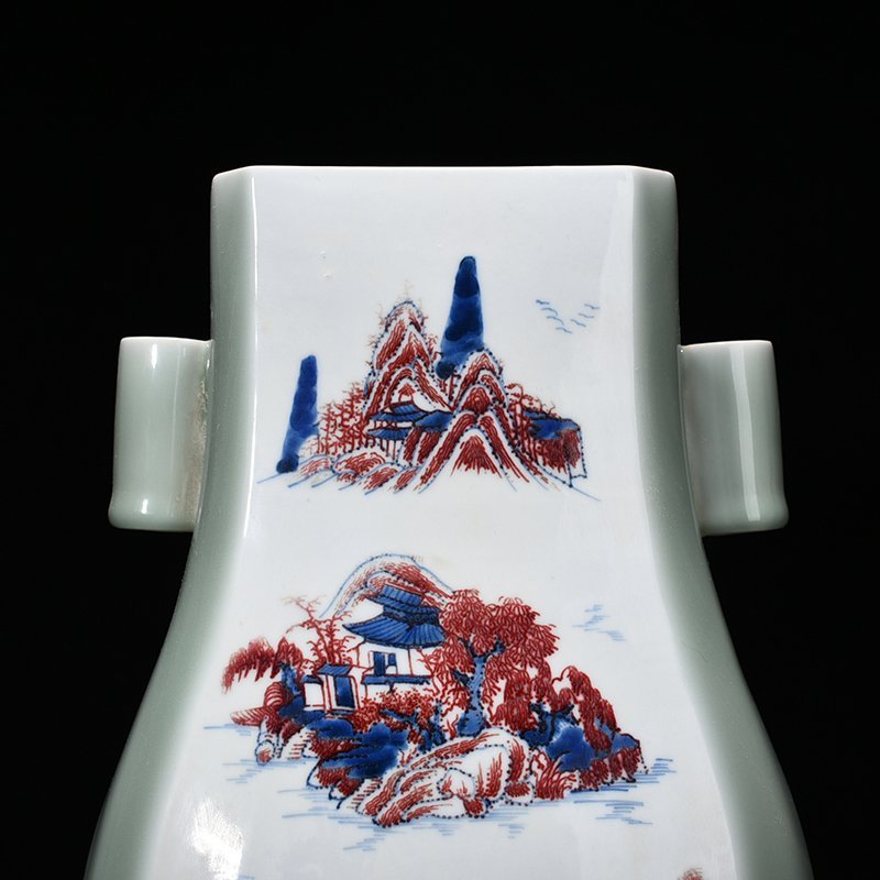 Qing Dynasty Yongzheng bean green glaze blue and white underglaze red landscape vase