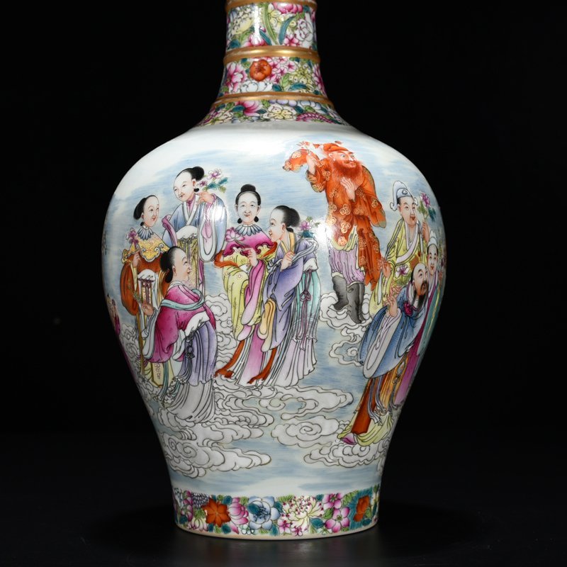 Qing Dynasty Yongzheng Ten Thousand Flowers Pastel Twelve Flower Gods Figure Vase