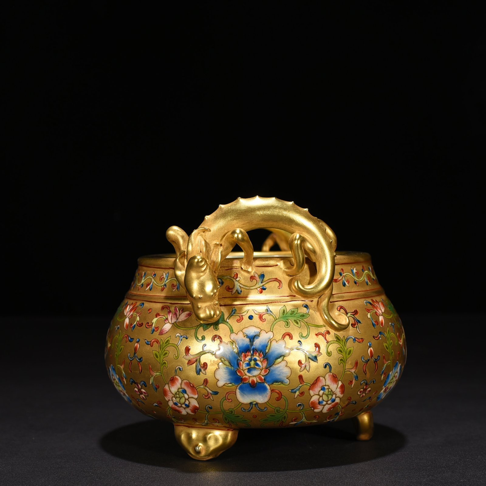 Qing Dynasty Yongzheng gold ground enamel incense burner