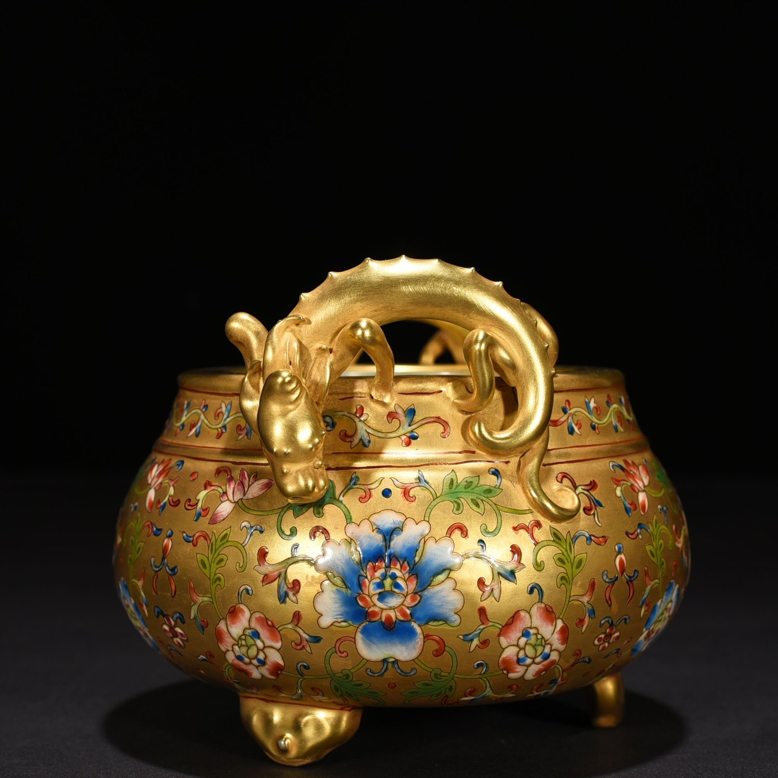 Qing Dynasty Yongzheng gold ground enamel incense burner