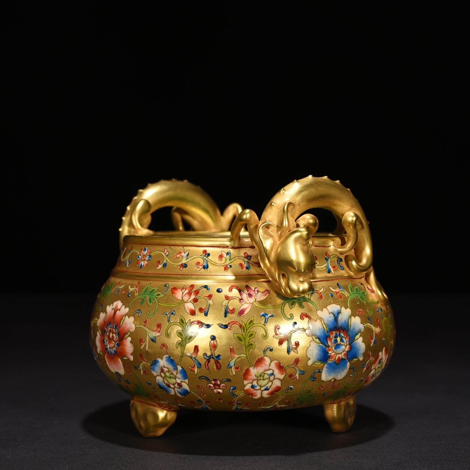 Qing Dynasty Yongzheng gold ground enamel incense burner