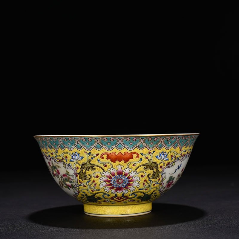 Qing Dynasty Yongzheng yellow ground pastel window flower and bird bowl