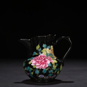 Qing Dynasty Yongzheng black ground enamel peony pattern monk's hat tea dispenser