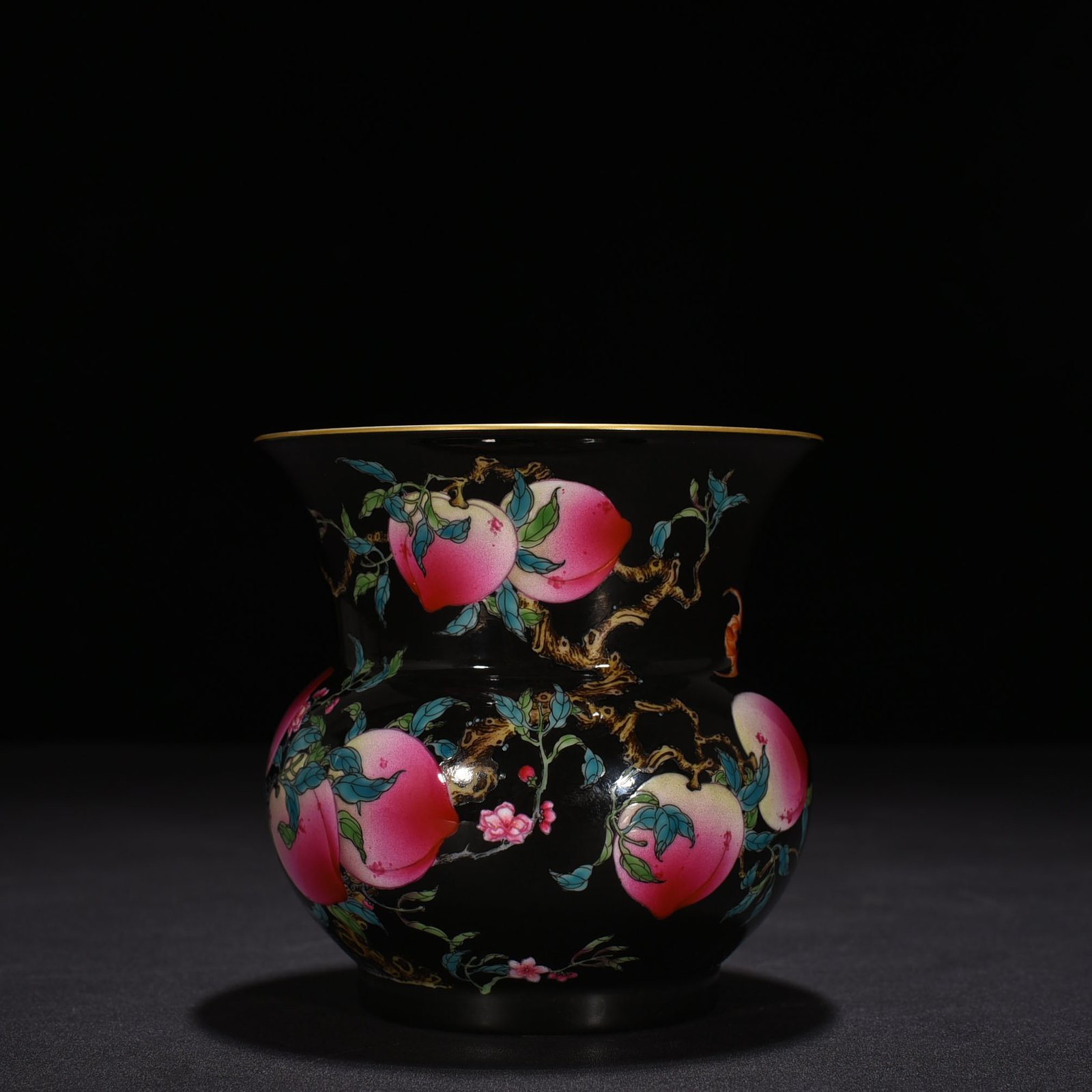 Qing Dynasty Yongzheng black ground pastel five blessings and nine peach patterns slag bucket