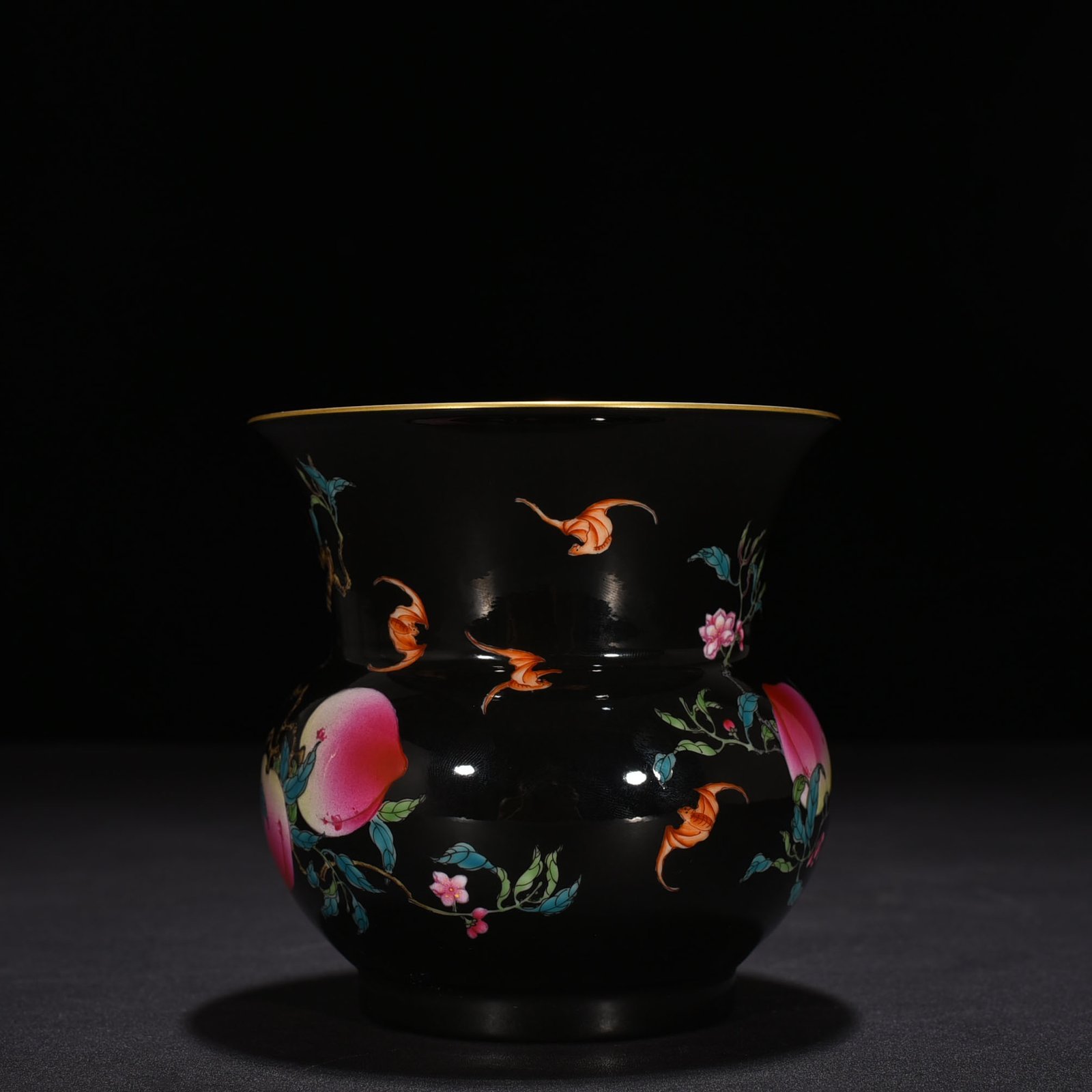 Qing Dynasty Yongzheng black ground pastel five blessings and nine peach patterns slag bucket