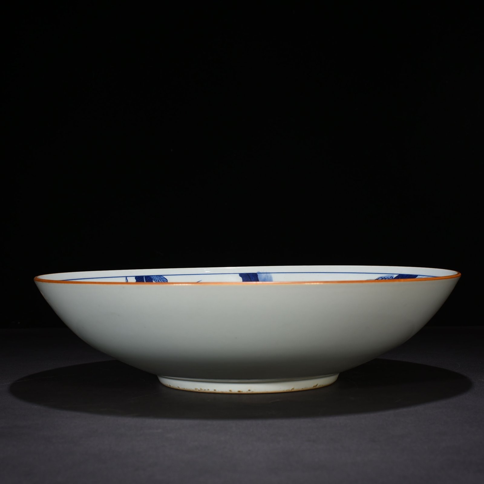 Qing Dynasty Shunzhi Yutang fine blue and white banana bowl
