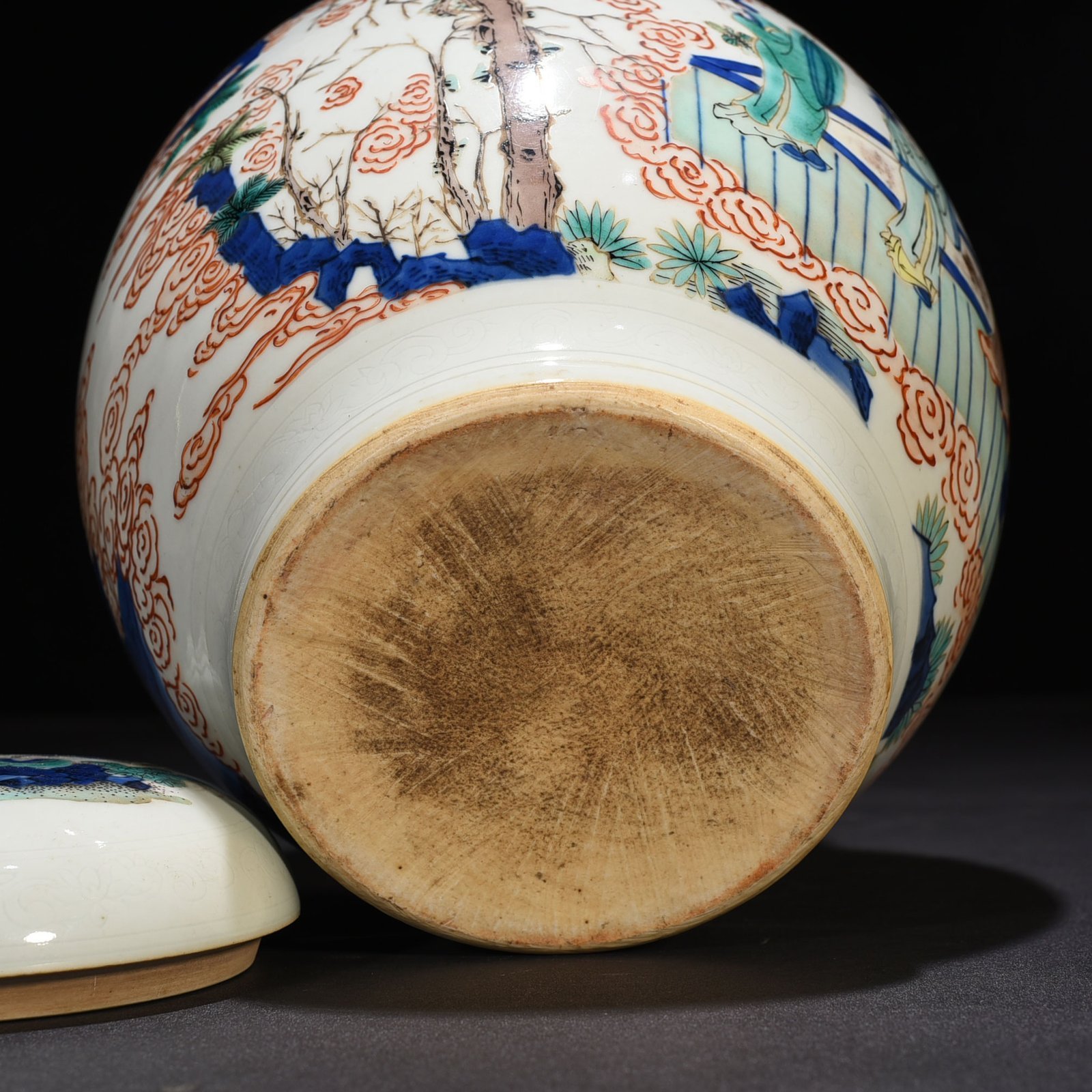Qing Dynasty Shunzhi blue and white colorful character story pattern lotus seed jar