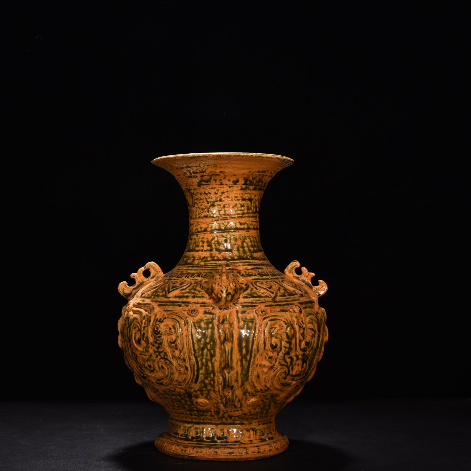 Jin Dynasty Yue kiln blue double series jar