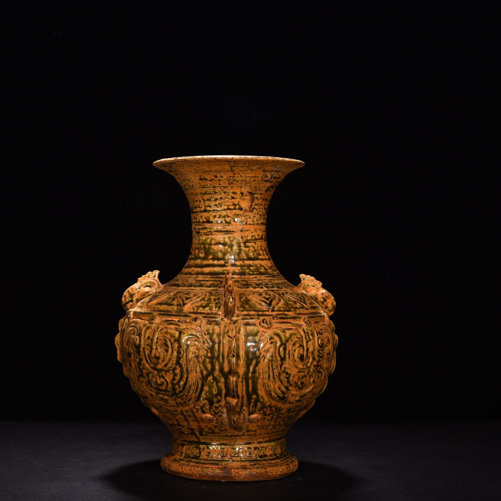 Jin Dynasty Yue kiln blue double series jar