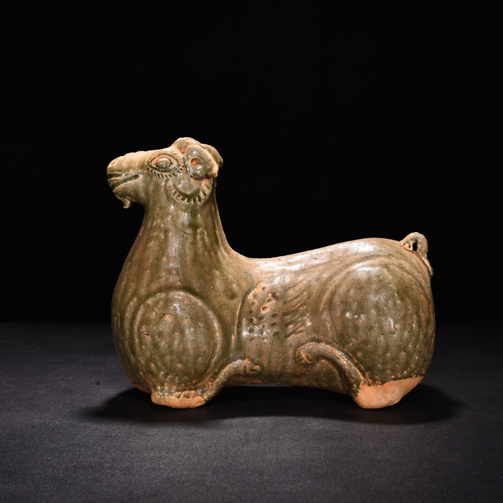 Jin Dynasty Yue kiln celadon sheep statue