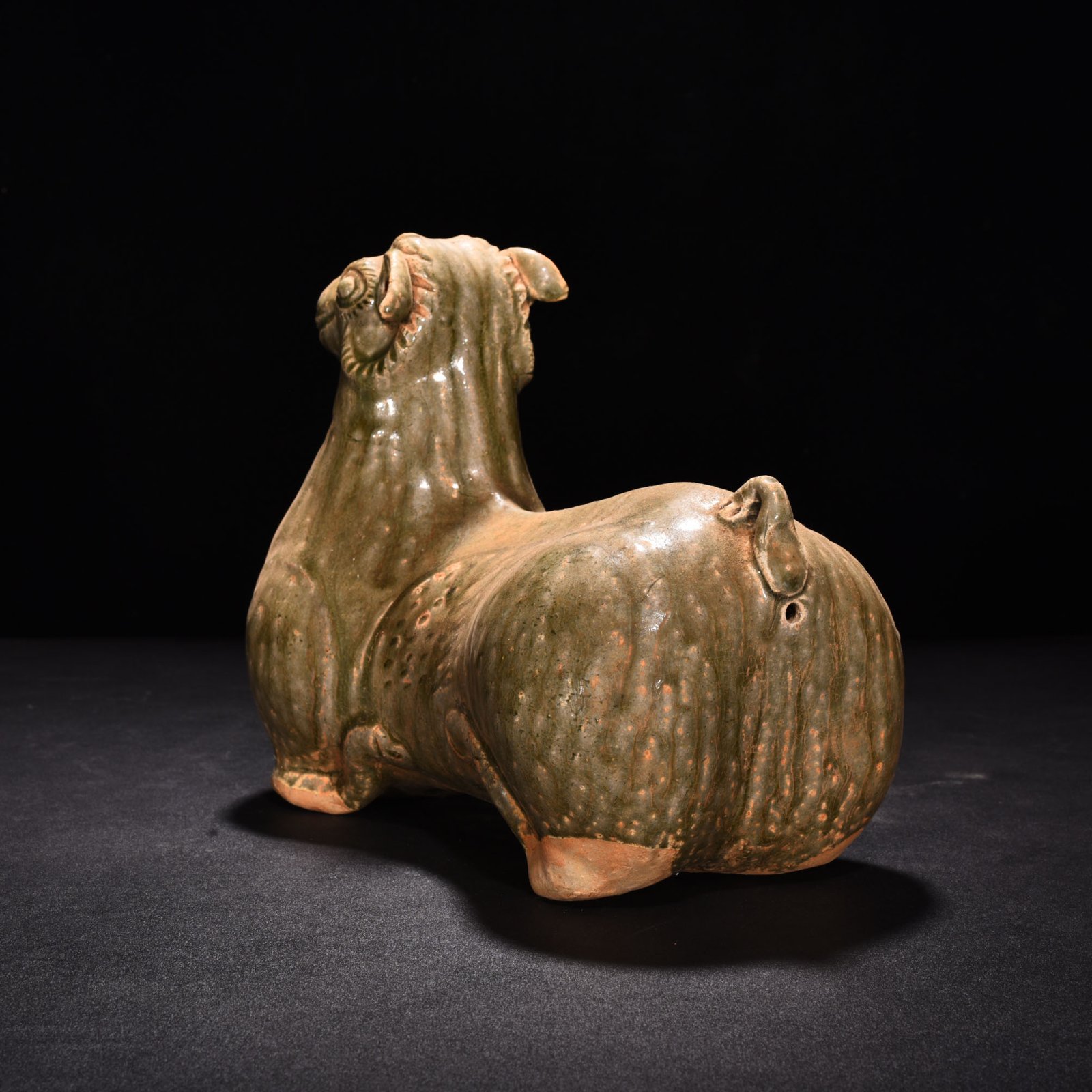 Jin Dynasty Yue kiln celadon sheep statue