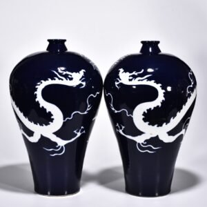 Yuan Dynasty Ji blue glaze white plum vase engraved with cloud and dragon pattern