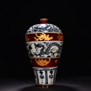 Yuan Dynasty A blue and white gilt plum vase with dragon and phoenix patterns