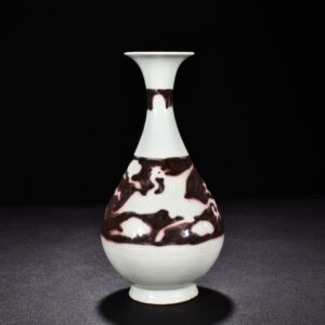 Yuan Dynasty underglaze red jade pot with phoenix pattern