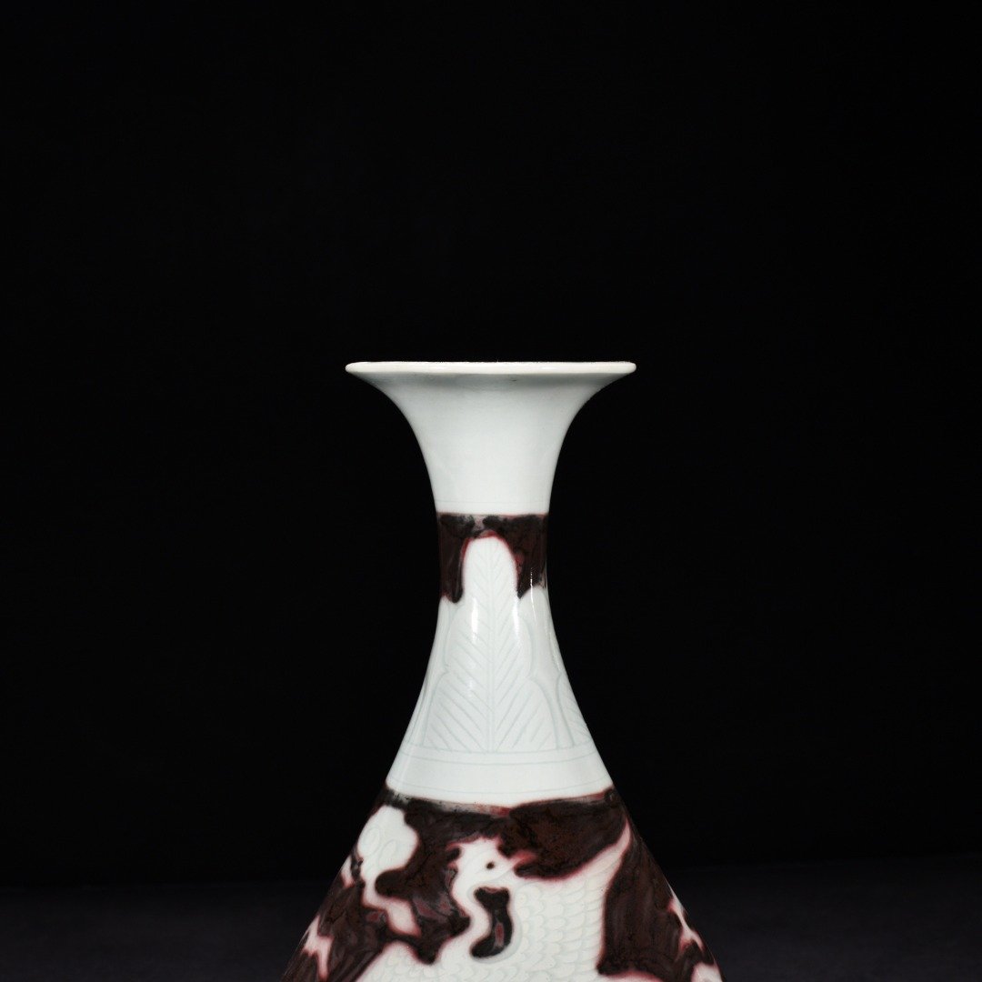 Yuan Dynasty underglaze red jade pot with phoenix pattern