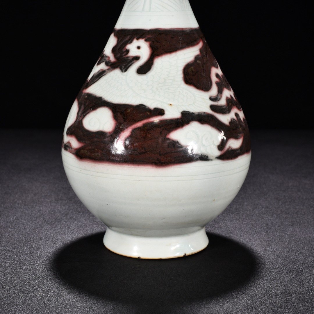 Yuan Dynasty underglaze red jade pot with phoenix pattern