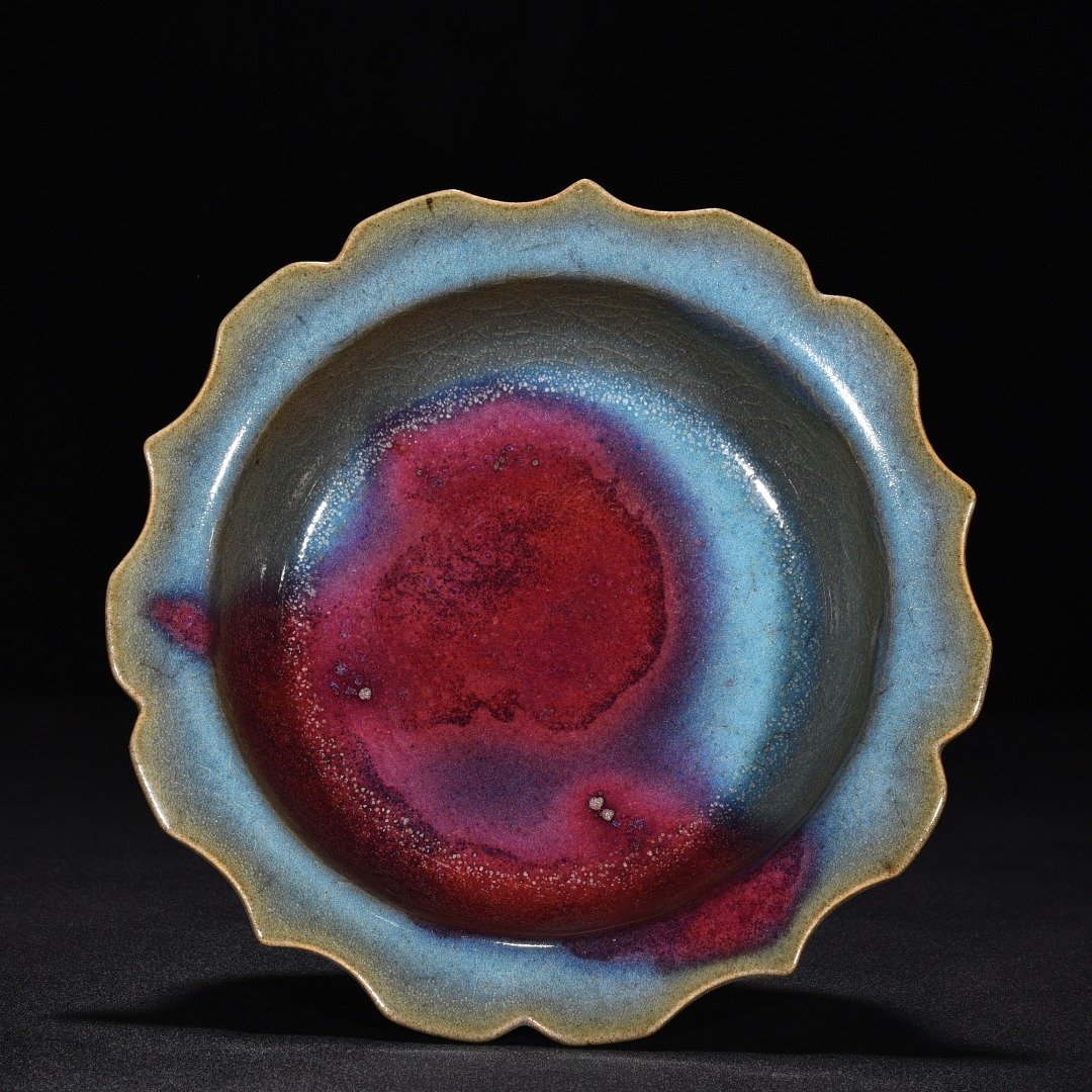 Yuan Dynasty kiln obsidian rose red and blue glaze rhombus washer