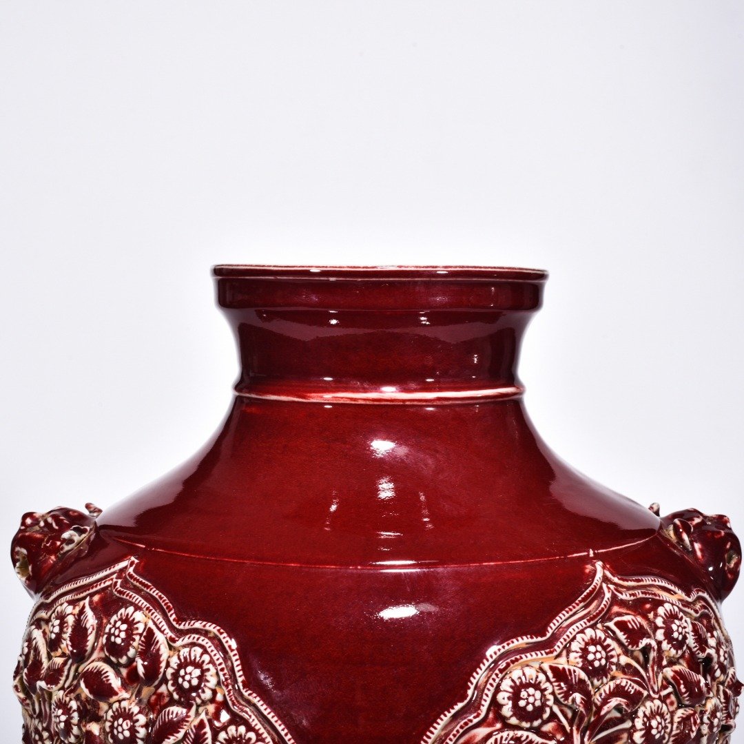 Yuan Dynasty red glazed mandarin duck and flower pattern animal ear jar