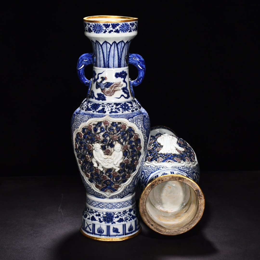 Yuan Dynasty blue and white underglaze red pinched flowers elephant ear vase