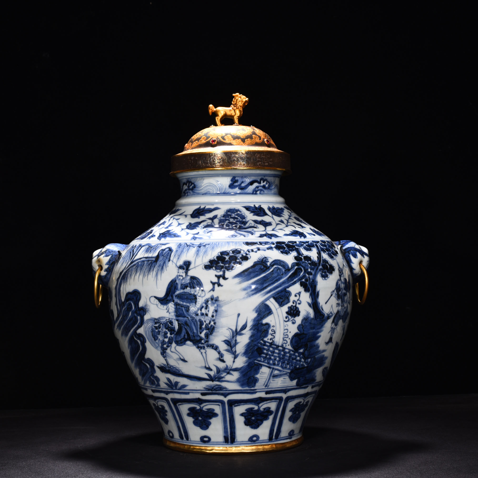 Yuan Dynasty blue and white figure pattern animal ear cover jar