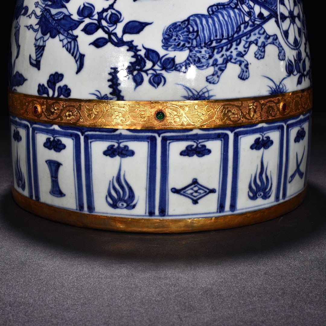 Yuan Dynasty blue and white Guigu figure pattern yurt